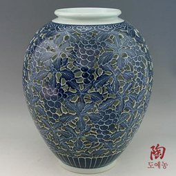 Porcelain Cobalt Blue Jar with Openwork Grape Design