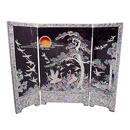 Mother of Pearl Home Decor Mini Folding Screen with Pine and Crane